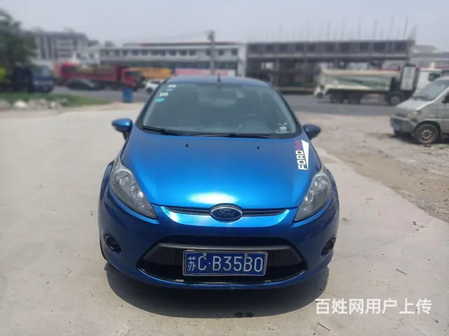福特嘉年华 - 图片 1