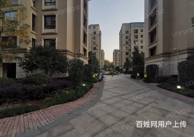 【搞定了！】精装修，拎包入住，中楼层有电梯 - 图片 12