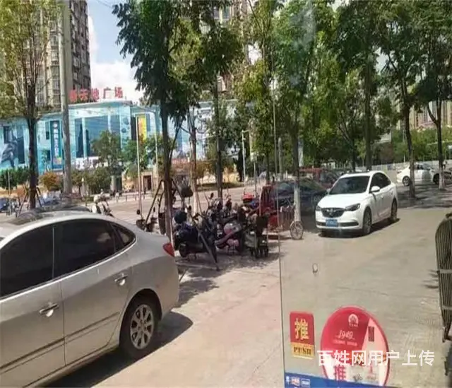 (同城搜铺网)新天地广场对面120平火锅店转让 - 图片 4