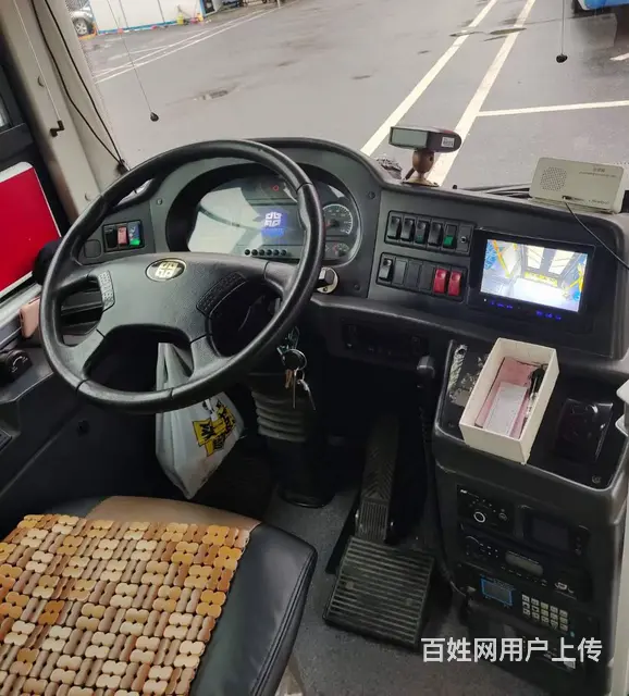 出一批8米长50/27座新能源电动中通公交客车 - 图片 3