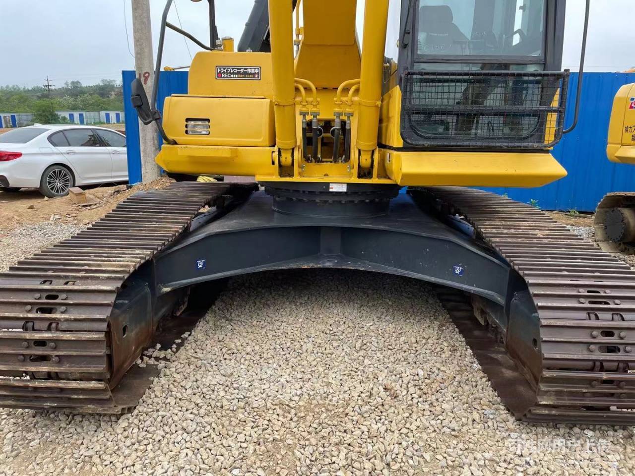 转让二手挖掘机小松240-8mo手续全质保两年包送