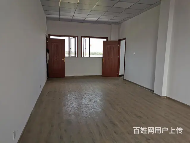 高铁轻轨口明湖原著商铺84平一拖二明湖中学旁唯一商业 - 图片 1