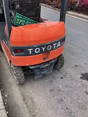 低价转让极品丰田二手电动叉车1.5吨 二手叉车便宜