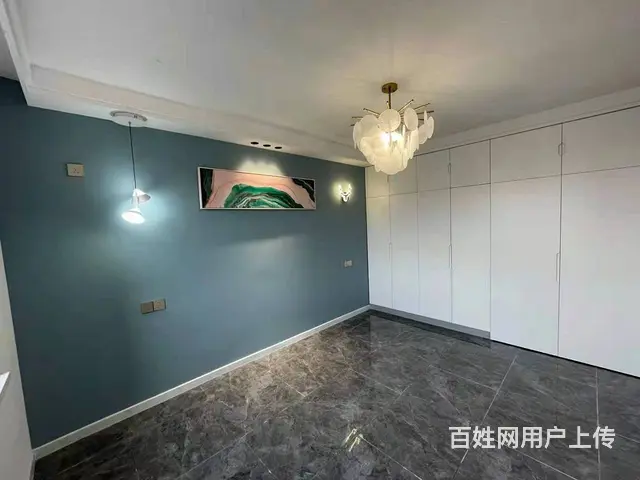 205医院汉口街附近中融国际22层83平精装地暖可贷款！ - 图片 2