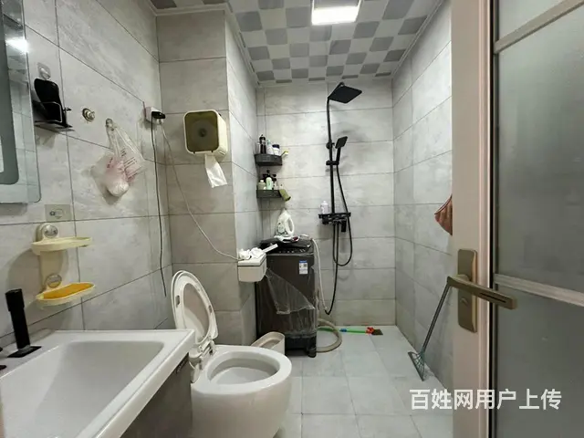 体育馆 天一华府精装两居 带地下室老证可贷款随时看房 - 图片 4