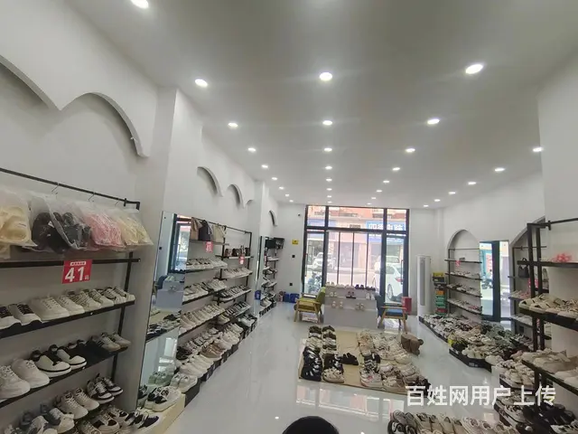 B个人一开发区四季城商业街一楼潮鞋店对外整转 - 图片 5