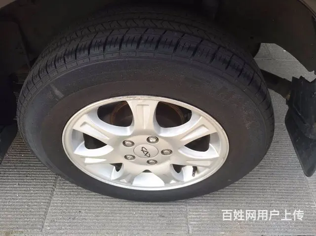 奇瑞 瑞虎 2010款 1.6 手动 两驱舒适版 - 图片 9