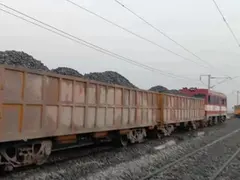 承接铁路轨道运输项目 铁路上渣车 铁路卸砟车