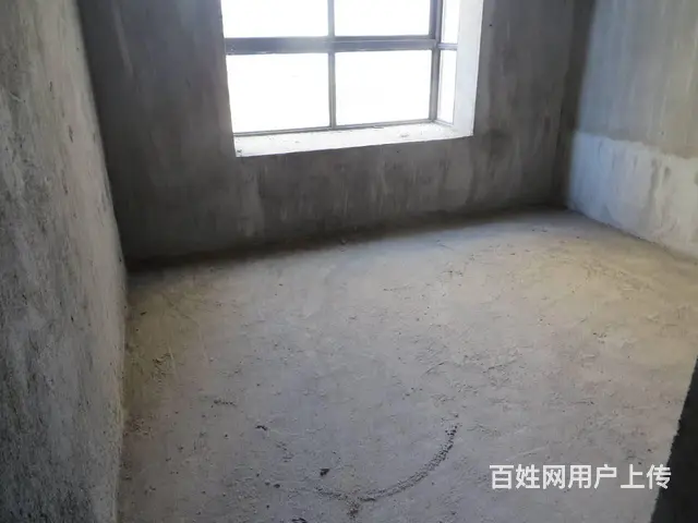 上高金色家园一楼毛坯四房送车库小区环境优美住人安静三证可按揭 - 图片 2