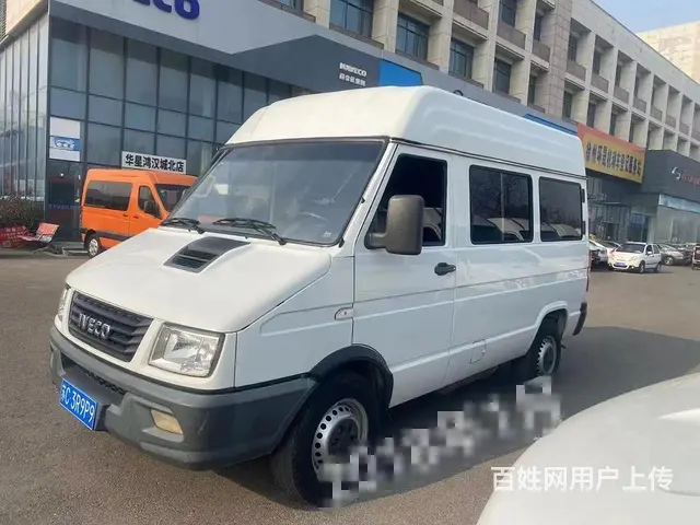 五座依维柯得意带侧开门 - 图片 1