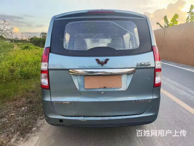 五菱宏光面包车7座 - 图片 6