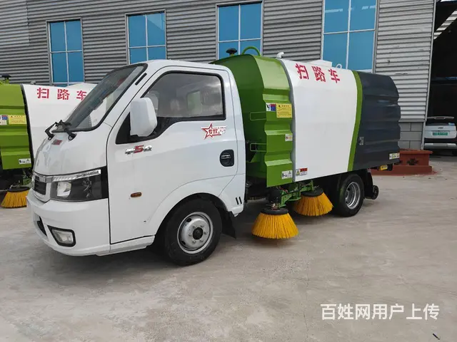 低价出售洒水车 扫路车 吸粪车 吸污车 垃圾车 - 图片 1