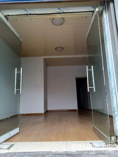 张店兰雁大道南营北门复试底商出售85平 - 图片 2