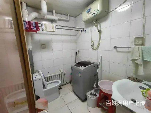 有供暖辽河家园附近5楼110平，三室一厅，热水器 年租700 - 图片 3