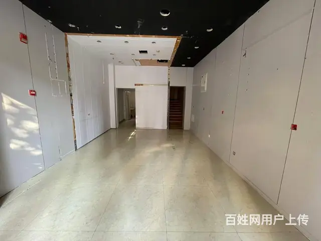 张店区橡树湾沿街旺铺出租 - 图片 1