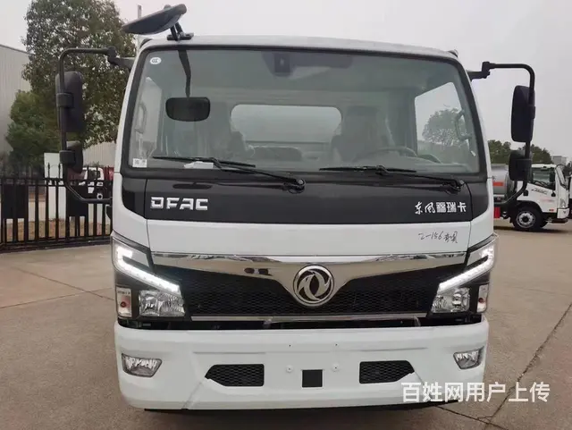 楚胜厂家直销东风福瑞卡8吨油罐车 现车低价处理 - 图片 1