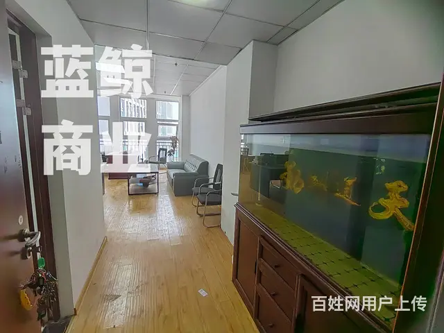 金龙湖旁高铁时代广场50平带家具领包办公 - 图片 7