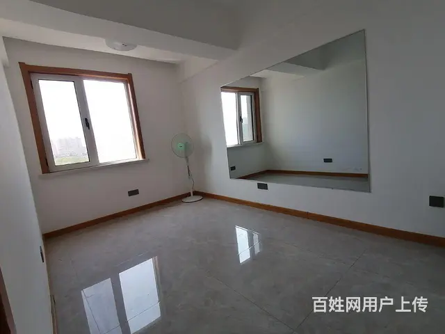 市中心银领国际电梯五楼89平两室两厅三阳格局精装未住 - 图片 2