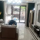建业壹号城邦 三室二厅一楼130平米带小院 精装修带车位