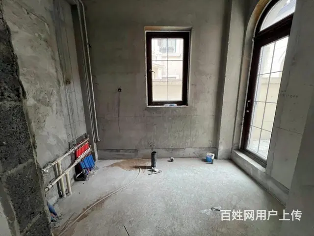 溪岸艺墅 土建地暖窗户已更换 780平 车库三台位 - 图片 4
