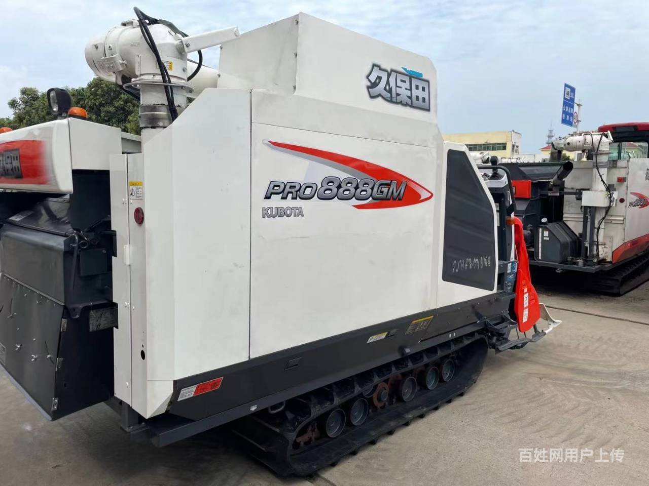 18年久保田888,车况精品,价格面议,欢迎咨询