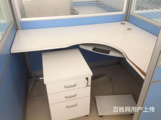 员工工位办公桌办公室隔断L型工位 - 图片 3