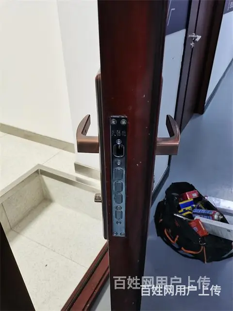 济南恒生伴山附近换指纹锁，全城上门开锁换锁 - 图片 4