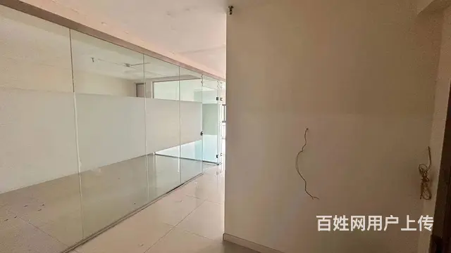 金府SOHO公寓出租 可住可办公带厕所 - 图片 8