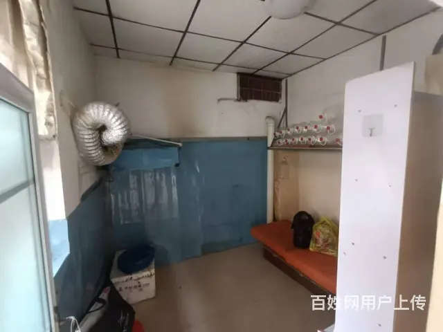 连山市场 中医院旁 外接门市 可短租 - 图片 2