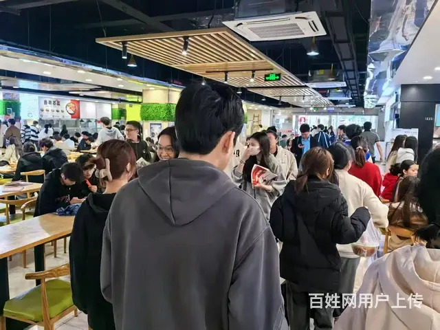 封闭式管理高校，学校唯一个食堂 - 图片 4