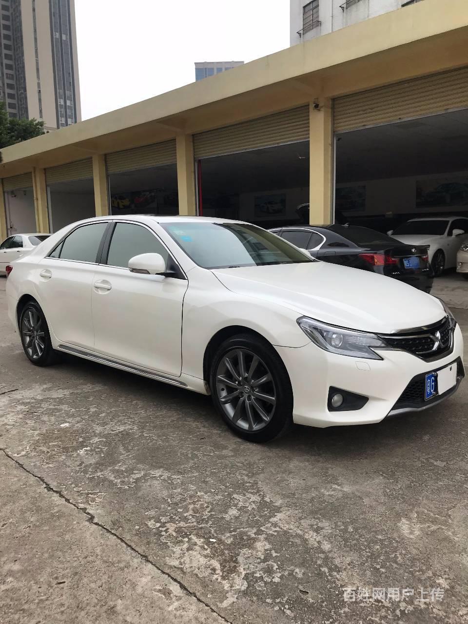 华顺名车出售14年丰田锐志更多车款请关注微信!