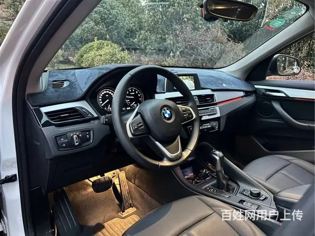 宝马X1 2019款 X1 sDrive20Li 2.0T - 图片 3