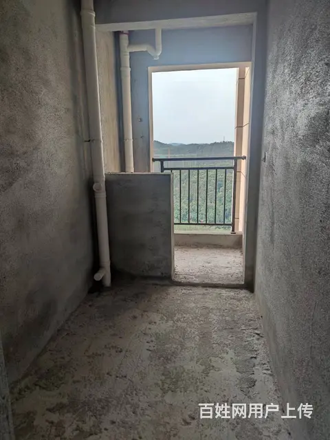 上高滨江花苑电梯房毛坯四室两卫南北通看江景空气好停车方便 - 图片 7