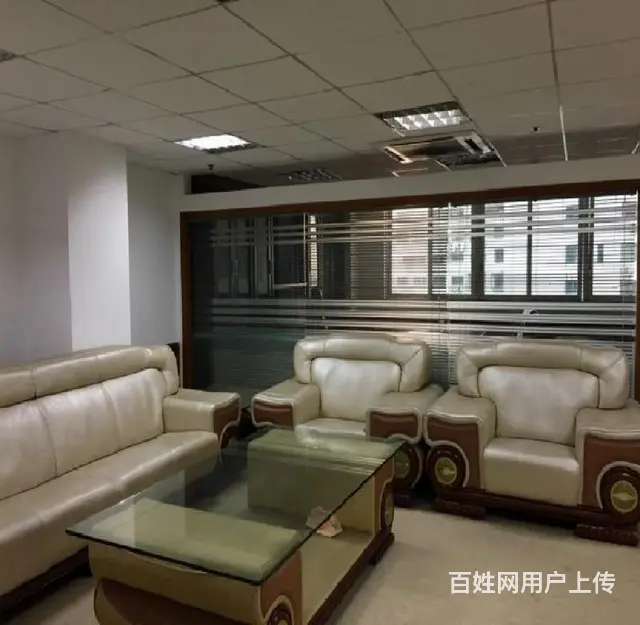 市政府旁 湖滨北路  新港广场 毗邻海湾公园  高装全套 急 - 图片 7