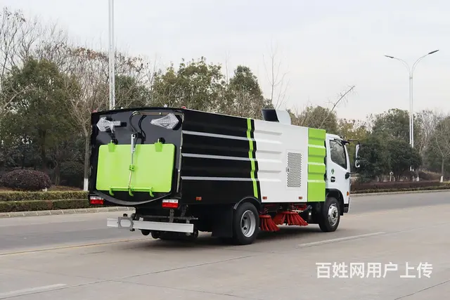 单桥福瑞卡 大型环卫8方扫地车现货出售 - 图片 4