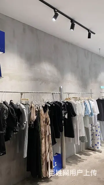 【精品服装店出租】火把广场附近67平旺铺转让，可直接上手经营 - 图片 6
