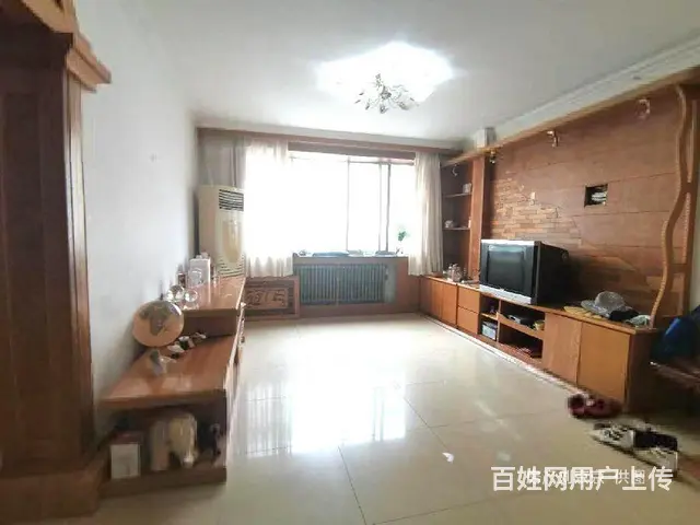 皇冠好楼层三室，不靠道。皇冠南区，金海湾花园 - 图片 4