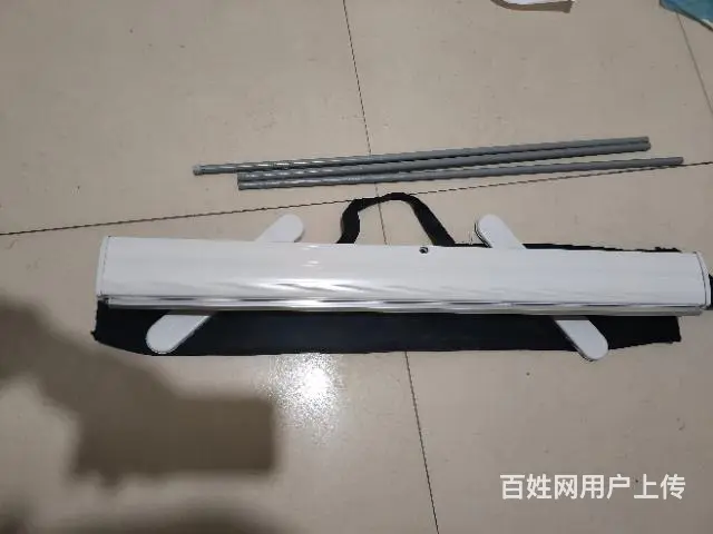 易拉宝， 共7个全新的，包装都没有拆 - 图片 1