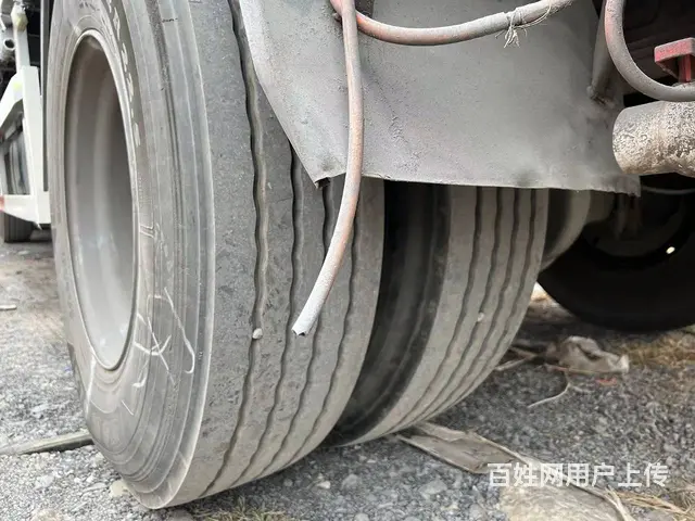 出售二手20年重汽豪沃前四后四9.6高栏 国5 - 图片 7