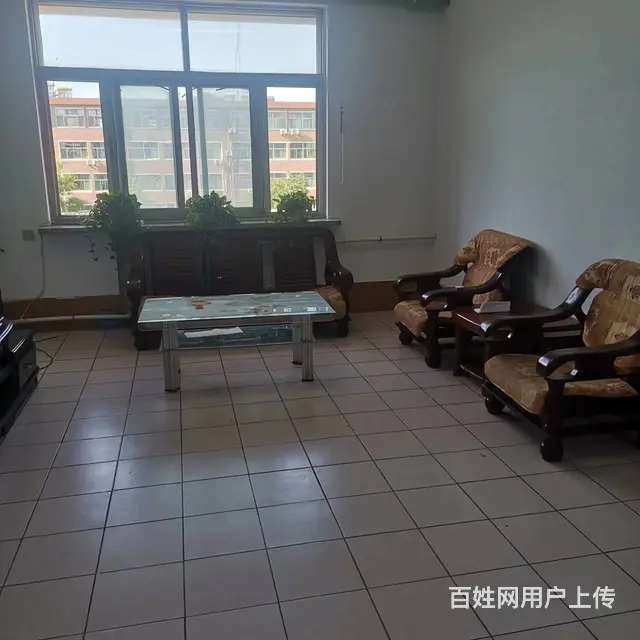 惠民县委县府家属院小区 普通住宅2厅 简单装修 - 图片 1
