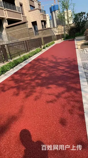 塑胶跑道；耐磨地坪，人造草坪；硅pu球场的铺设 - 图片 3