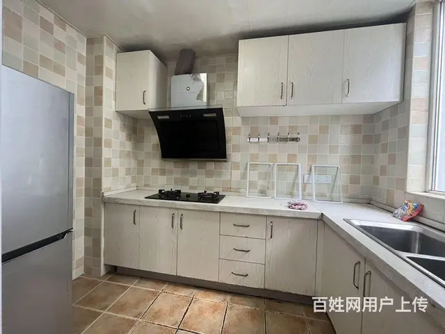 秦园路 美食街 桃源国际 铂金天地可做宿舍三室两卫 - 图片 12