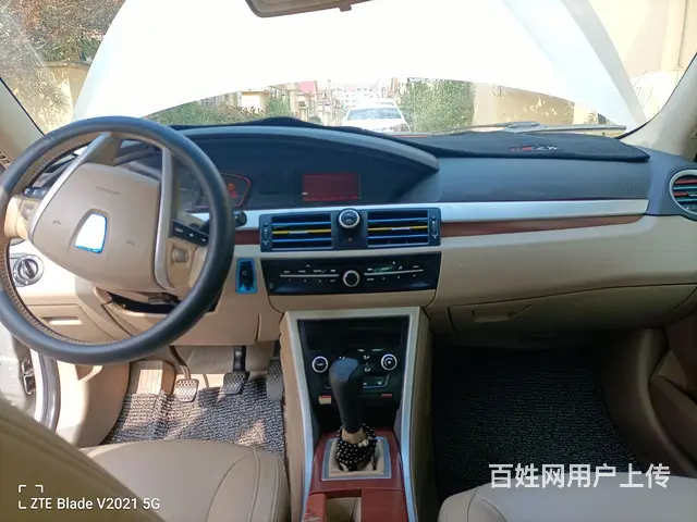 荣威550 2009款 1.8 手自一体 DVVT 启臻版 - 图片 6