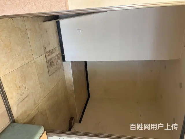 【搞定了！】香坊区长江路会展城上城商铺门市出租房主直租 - 图片 6