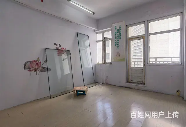 光明街新玛特附近电梯5楼76平两室可做名宿教室办公室22.8 - 图片 4