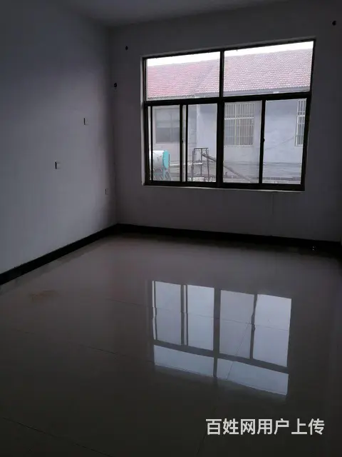 邓园小学南庭院出租 - 图片 3