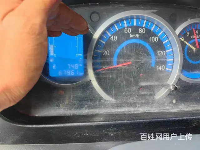 二手多利卡8吨油罐车 - 图片 5