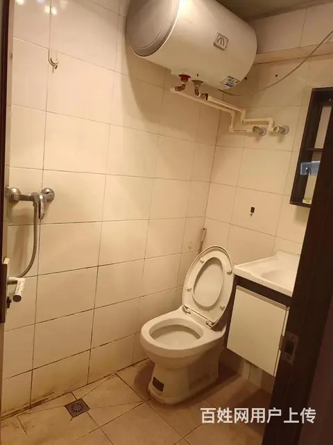 地铁房永升彩虹花园单身公寓1600可做饭带阳台 - 图片 2