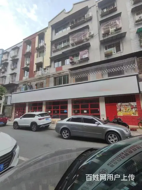 绵竹市月波街210平商铺出租（大学城33平商铺出售） - 图片