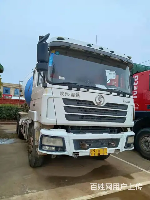 国四德龙F3000后八轮水泥罐车340马力 - 图片 1